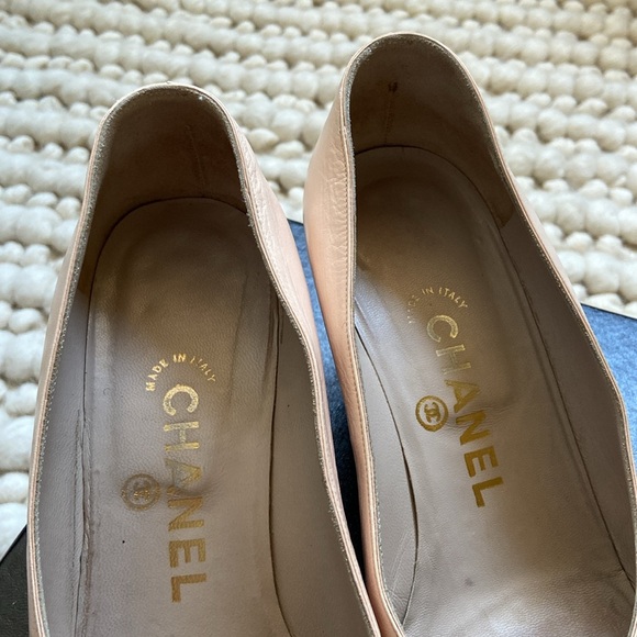 SOLD Chanel Nude Low Heel Pumps - Picture 8 of 9